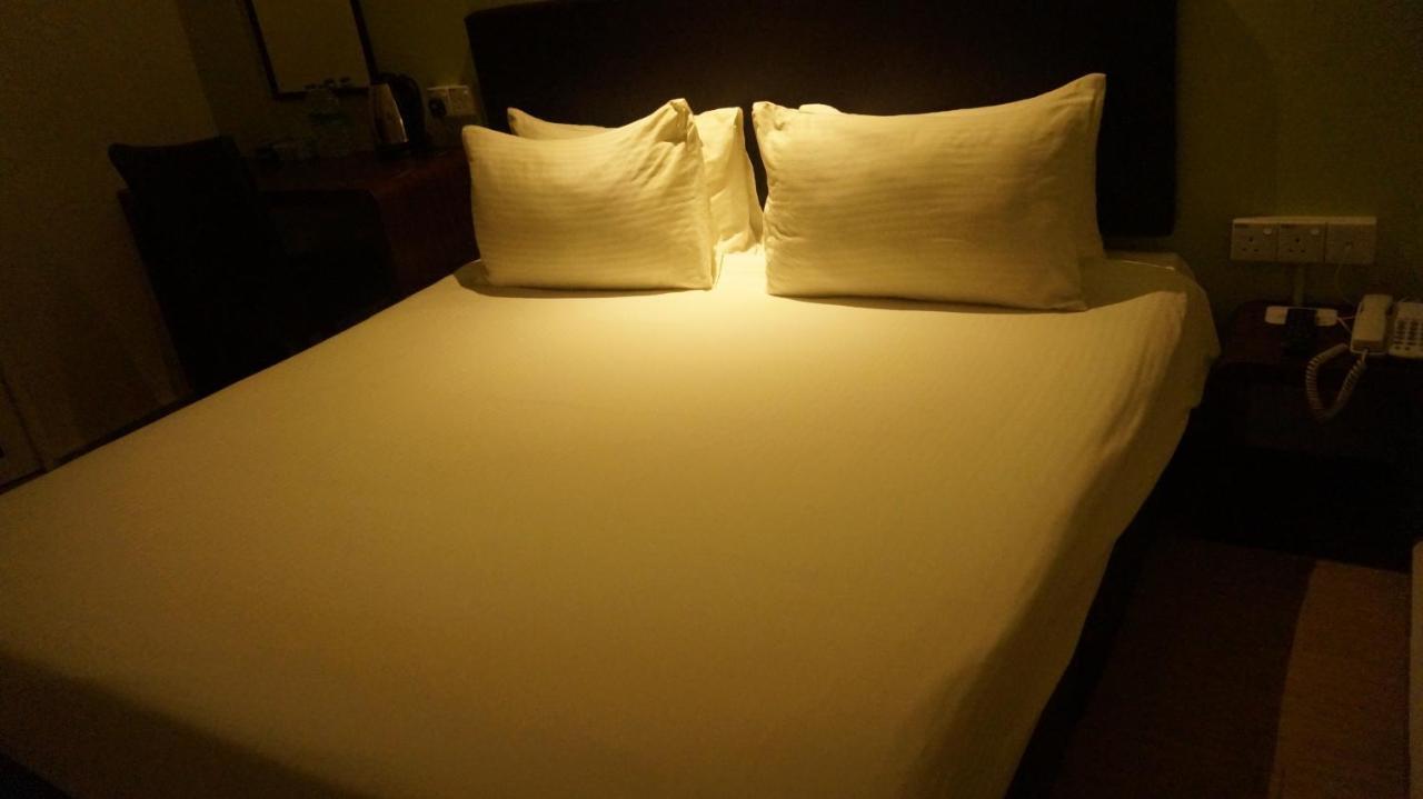 Be Boutique Hotel Клуанг Экстерьер фото